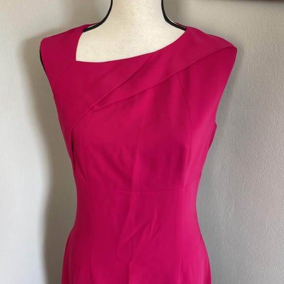 Tahari fuschia dres - Picture 2 of 10